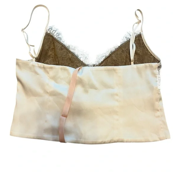Oh Polly Bria Lace Panel Cami Top in Ivory - Picture 3 of 11